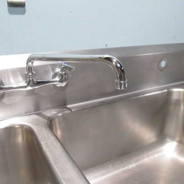 Advance Heavy Duty Commercial S S 126 L Nsf 3 Compartments Sink W Faucet